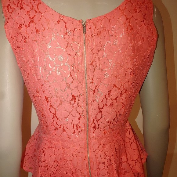 FOREVER 21 DRESS - Picture 6 of 7